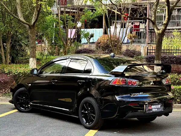 Mitsubishi Lancer EX 2014