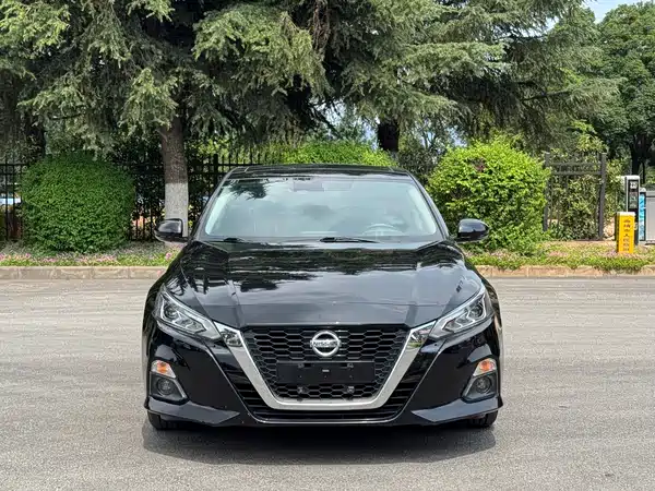 Nissan Teana 2022