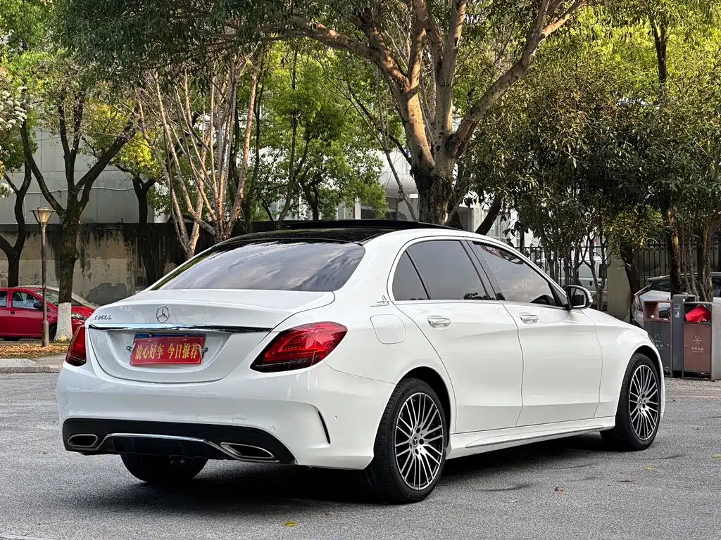 Mercedes-Benz C-Class 2020