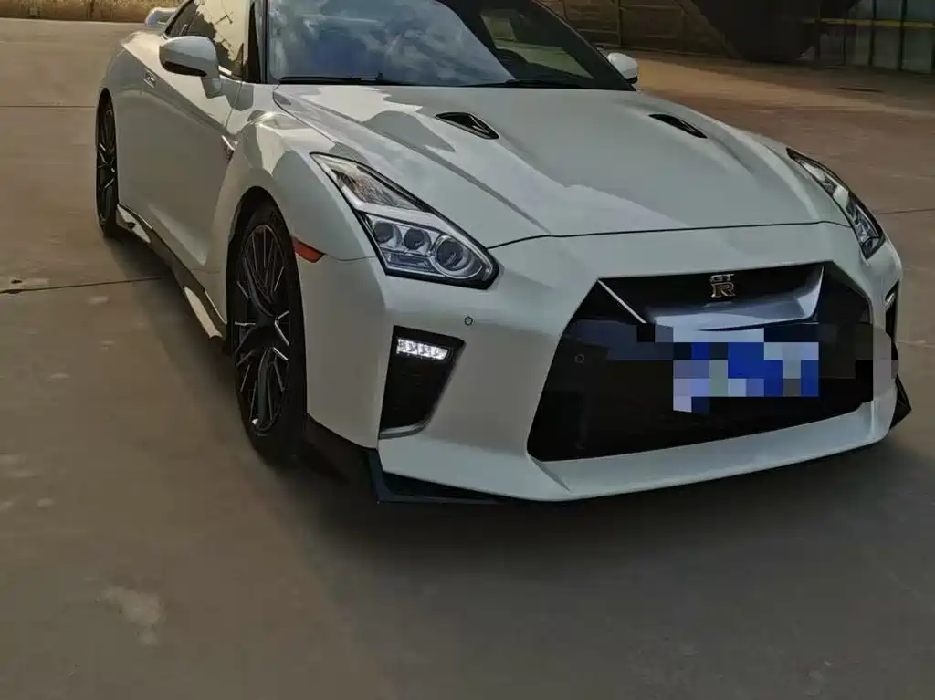 Nissan GT-R 2024