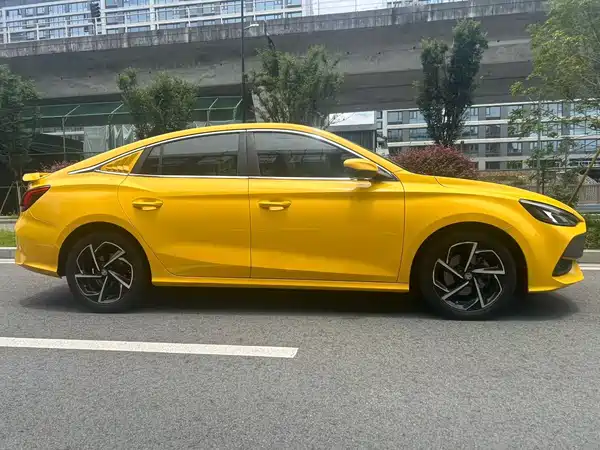 MG5 2022
