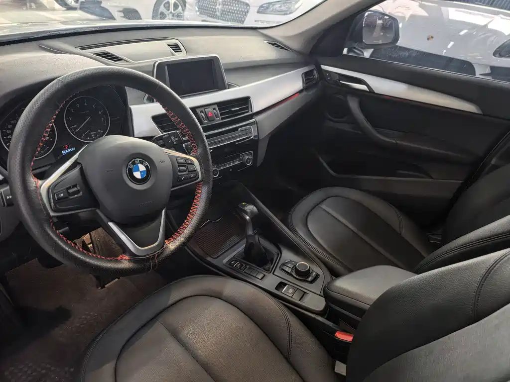 BMW X1 2017 — фото 6