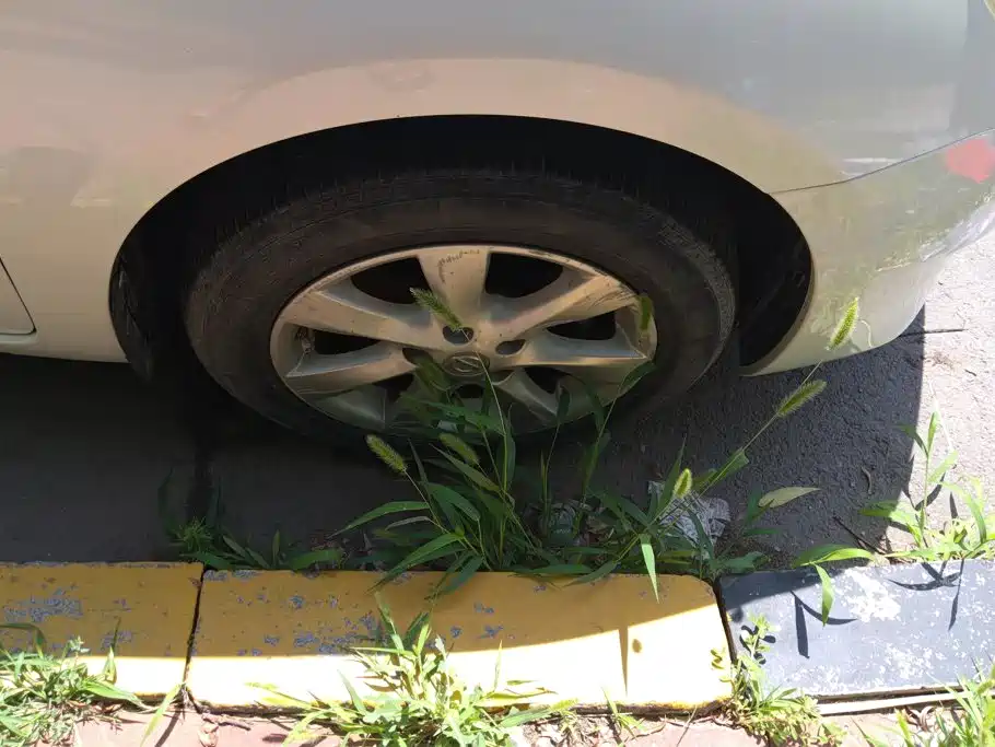 Nissan Tiida 2014