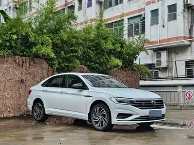 Volkswagen Sagitar 2022