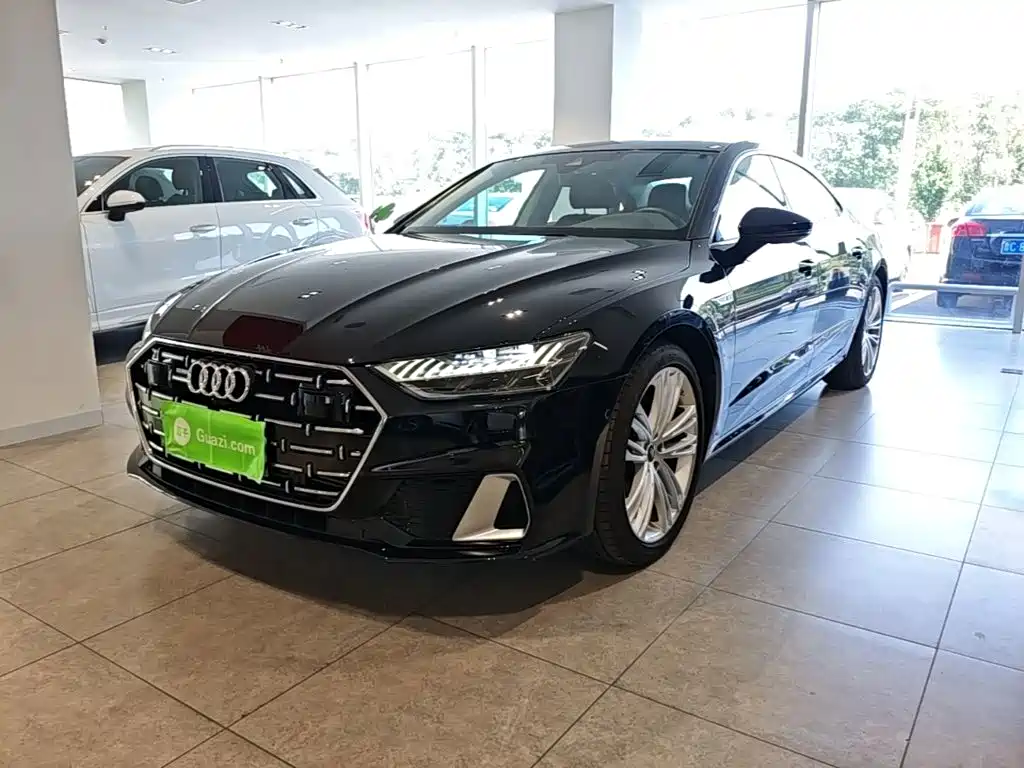 Audi A7L 2025 — фото 2