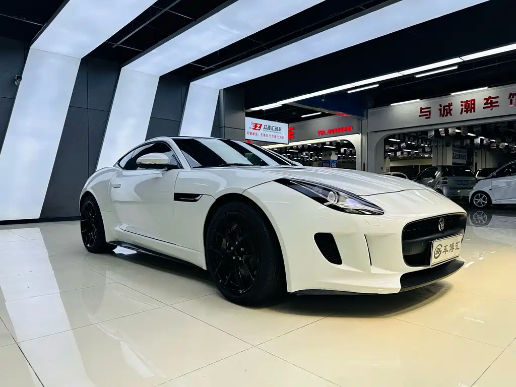 Jaguar F-TYPE 2017 — фото 3