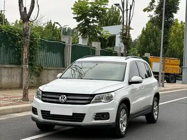Volkswagen Tiguan 2012