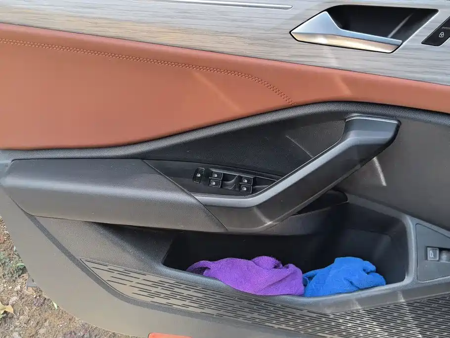 Volkswagen Sagitar 2022
