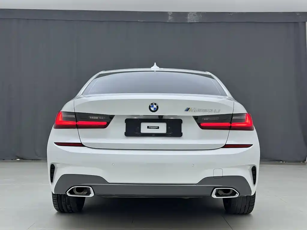 BMW 3 Series 2021