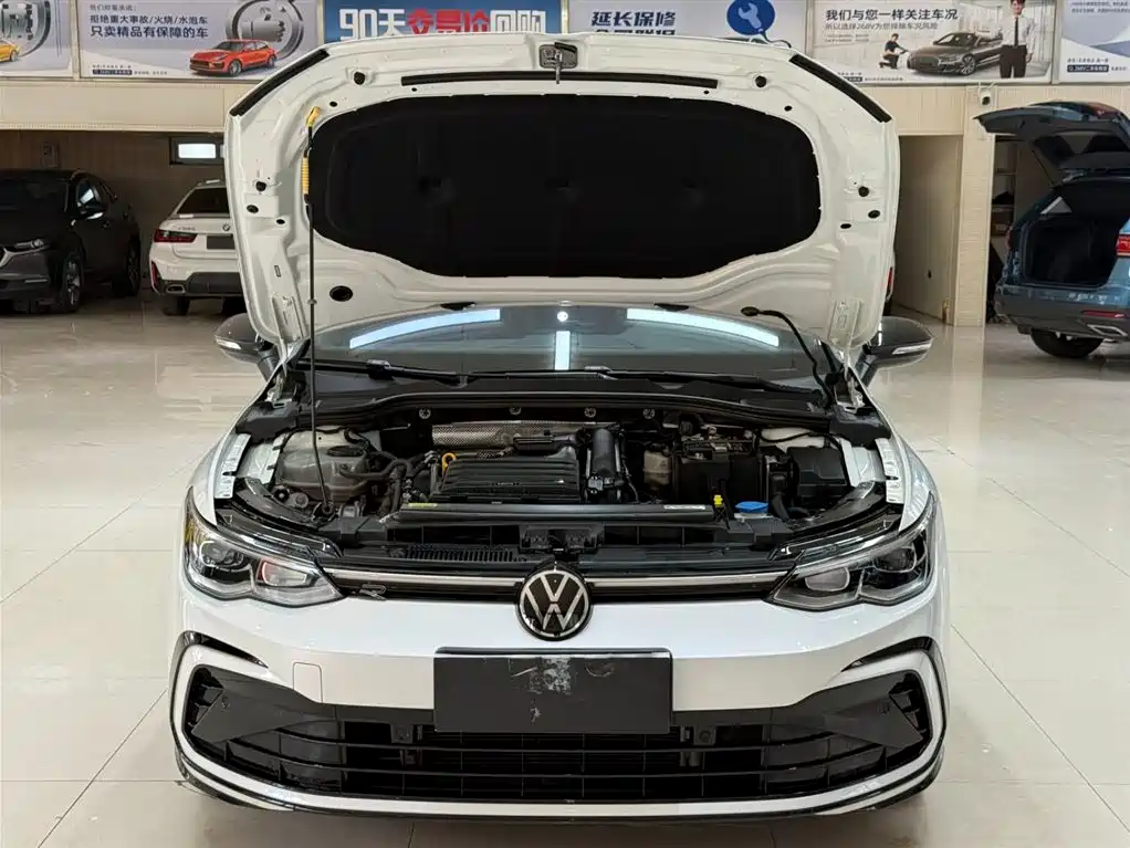 Volkswagen Golf 2022