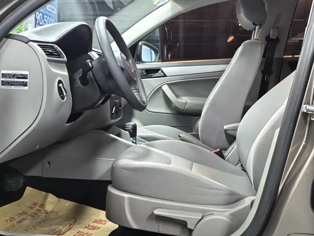 Volkswagen Bora 2012