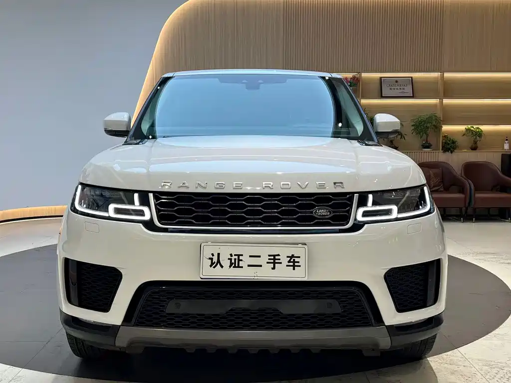 Land Rover Sport 2020 — фото 2