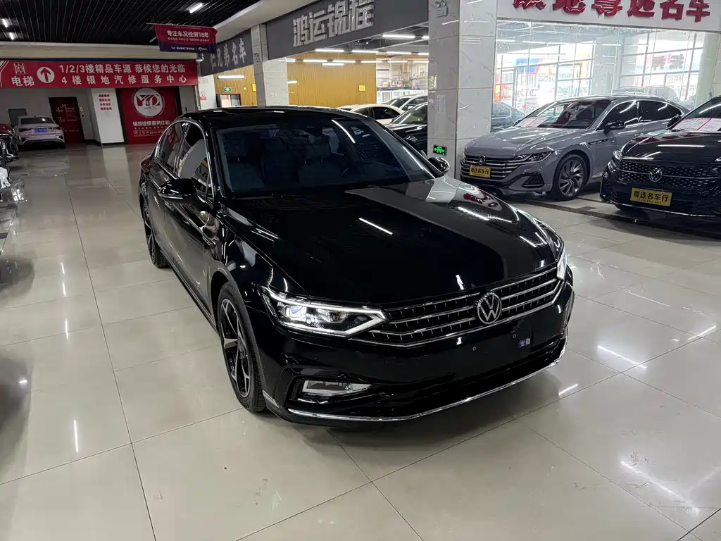 Volkswagen Magotan 2024