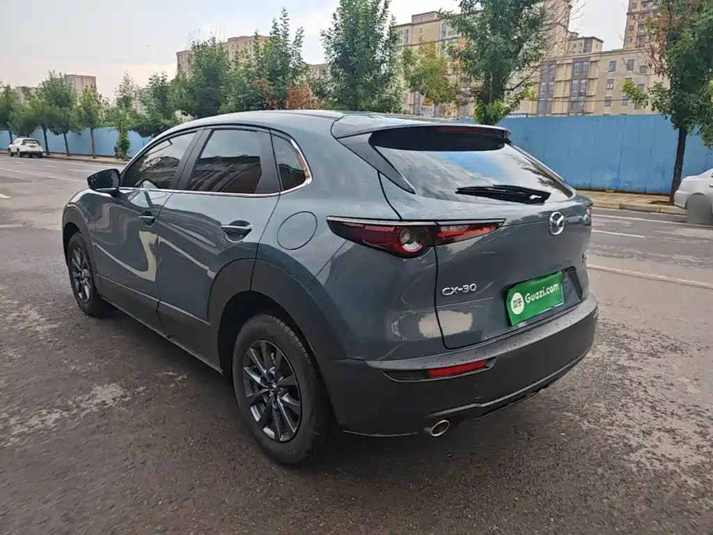 Mazda CX-30 2025