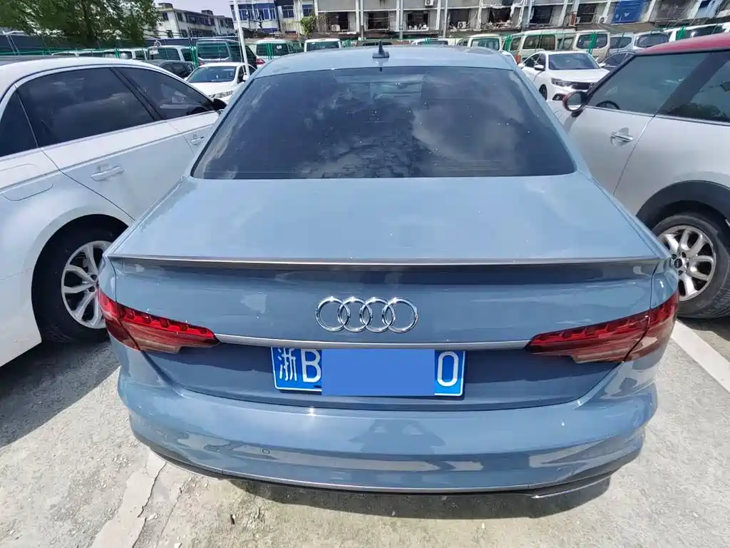 Audi A4L 2022