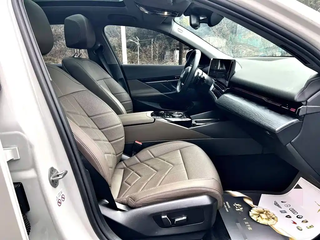 BMW 5 Series 2025