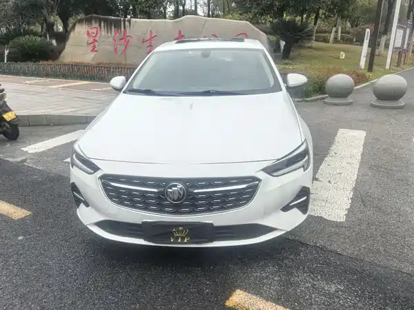 Buick Regal 2020