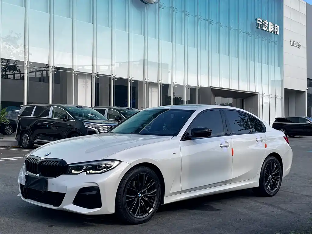 BMW 3 Series 2020