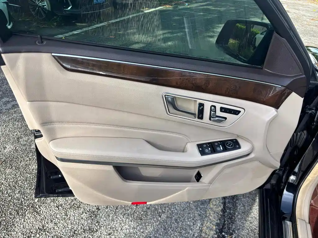 Mercedes-Benz E-Class 2016