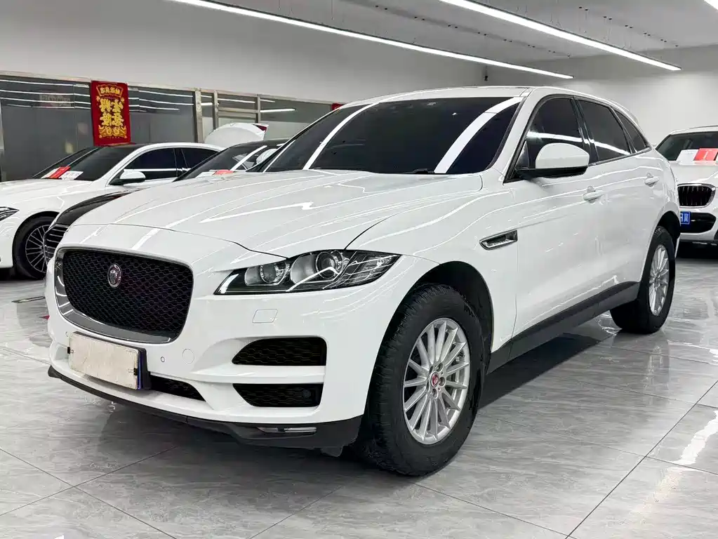 Jaguar F-PACE 2018