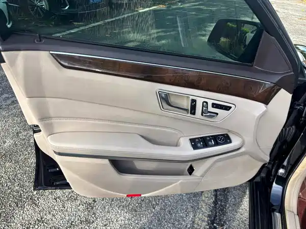 Mercedes-Benz E-Class 2016