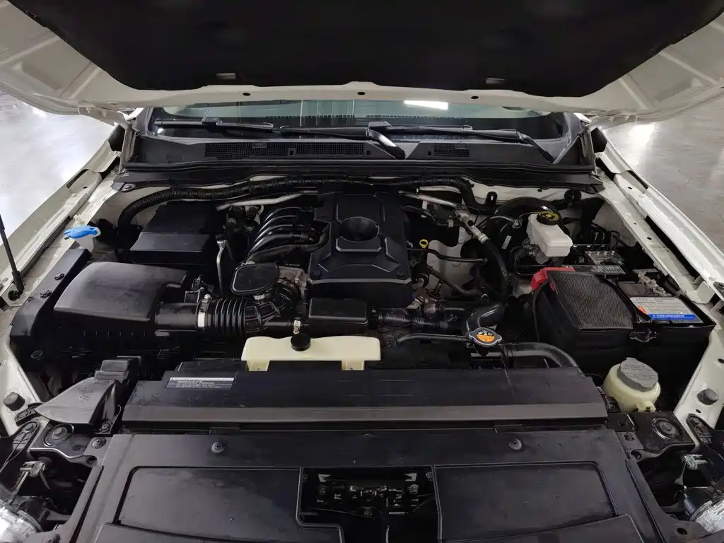 Nissan Terra 2021