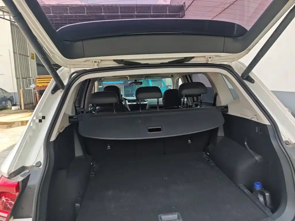 Volkswagen Tiguan L 2020 — фото 19
