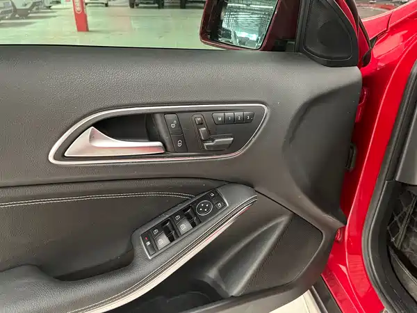 Mercedes-Benz GLA 2017