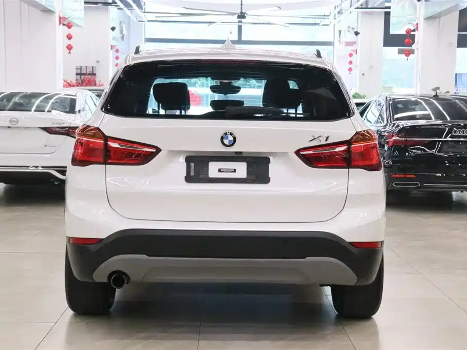BMW X1 2016 — фото 4