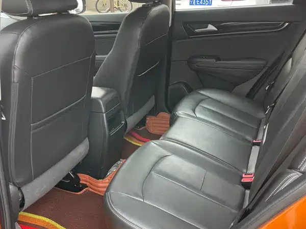Dongfeng Aeolus AX5 2017