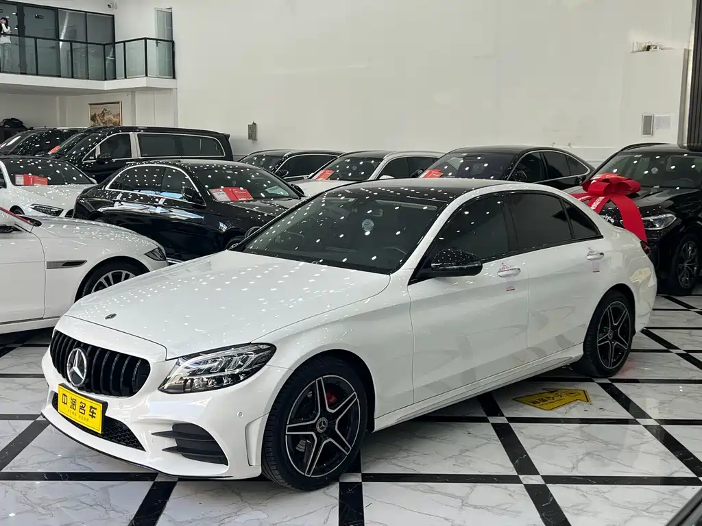 Mercedes-Benz C-Class 2021