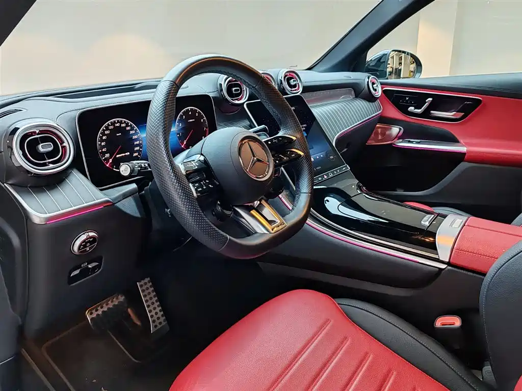 Mercedes-Benz GLC AMG 2025 — фото 8