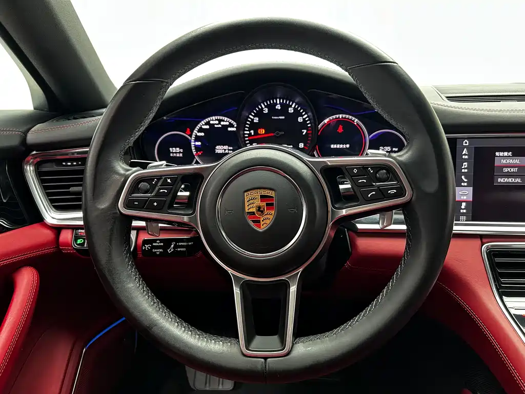 Porsche Panamera 2020 — фото 18