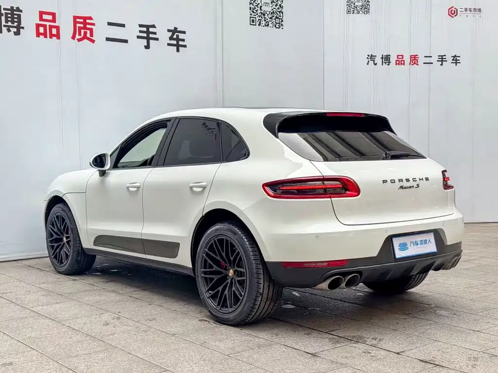 Porsche Macan 2015 — фото 15