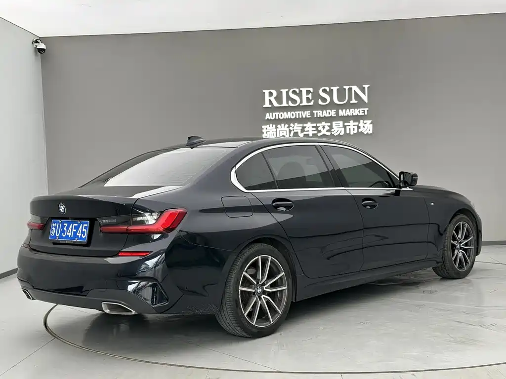 BMW 3 Series 2021