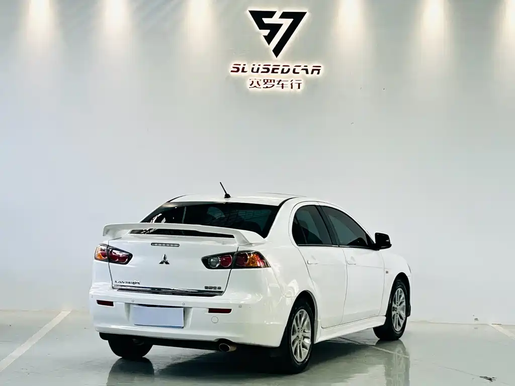 Mitsubishi Lancer EX 2012 — фото 9