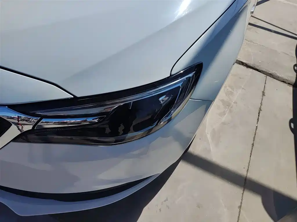 Buick Excelle 2020 — фото 18