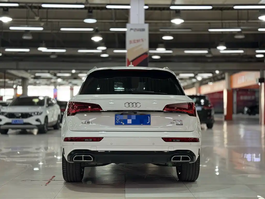 Audi Q5L 2024 — фото 4