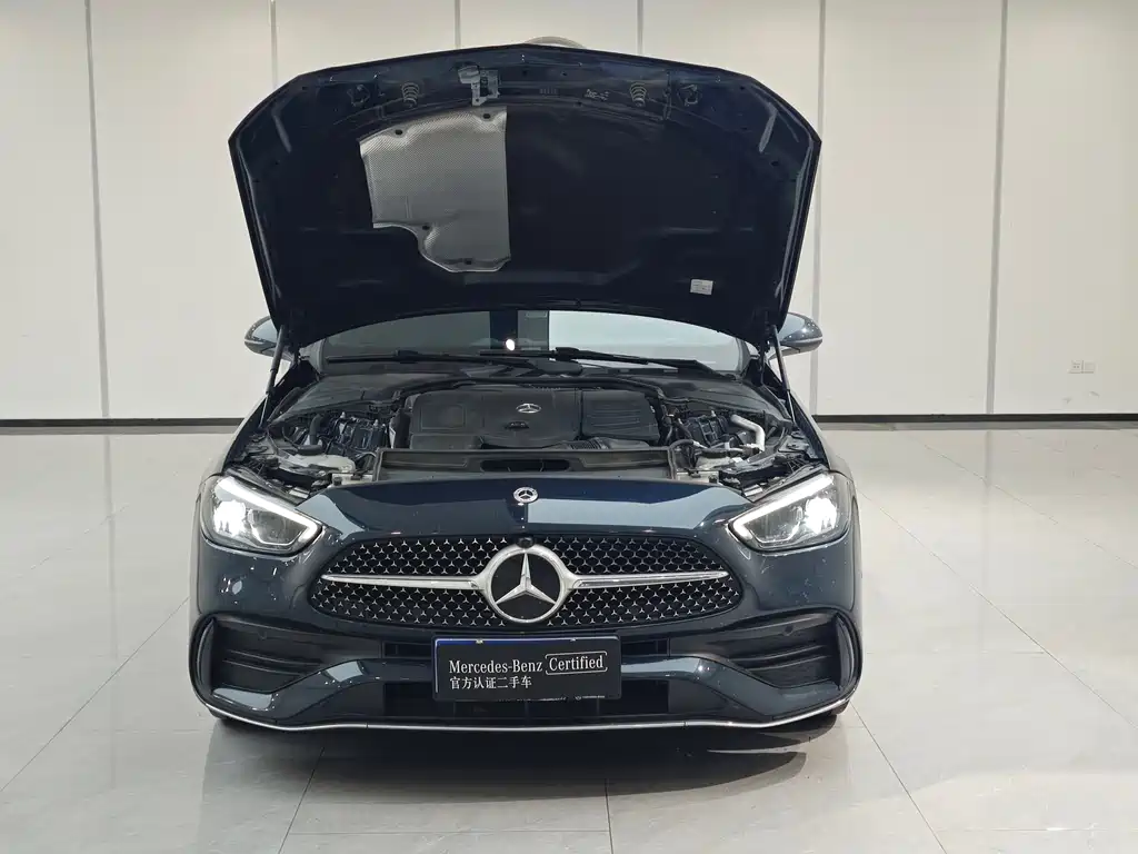 Mercedes-Benz C-Class 2023 — фото 4