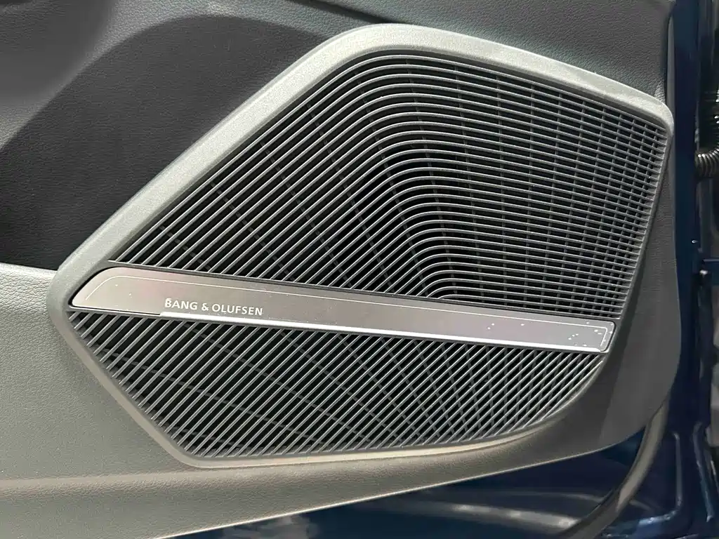 Audi Q5L 2022 — фото 19
