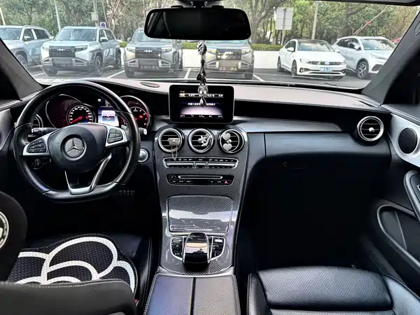 Mercedes-Benz C-Class 2018
