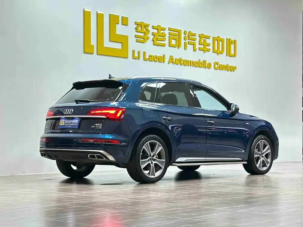 Audi Q5L 2022 — фото 5