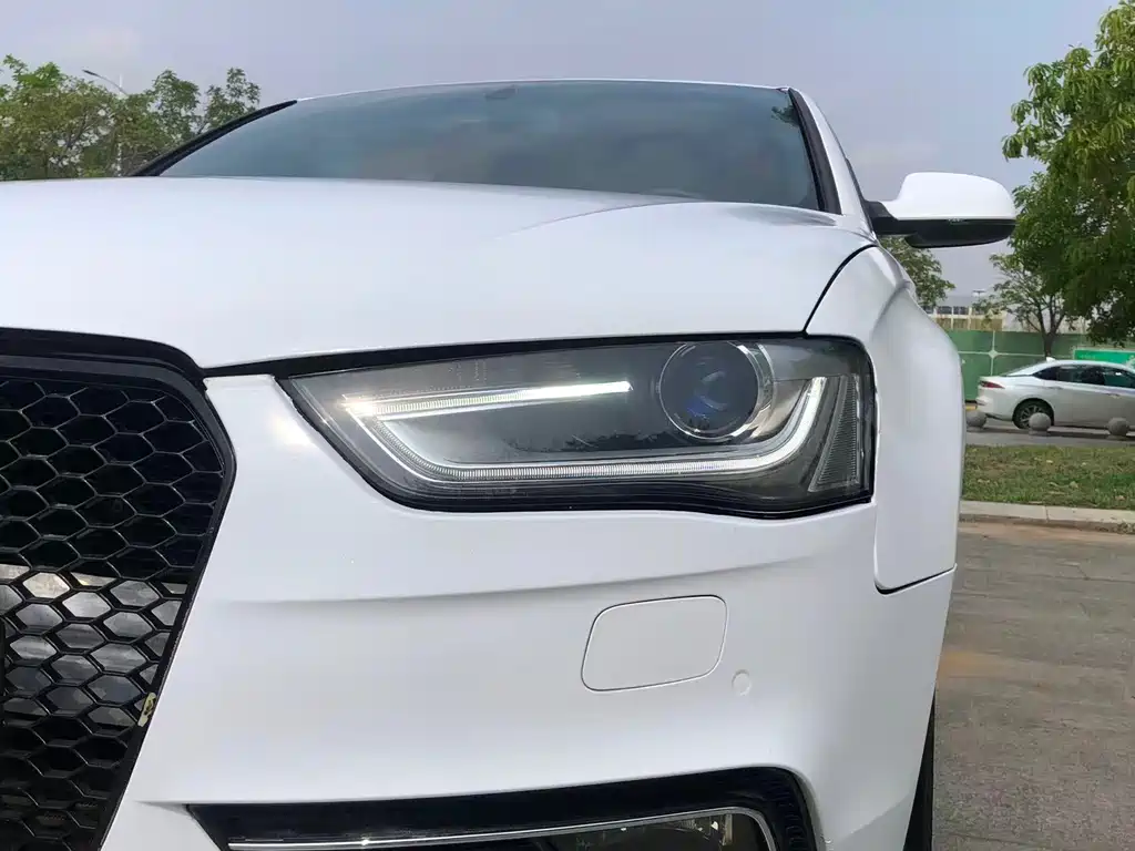 Audi A4L 2015 — фото 4