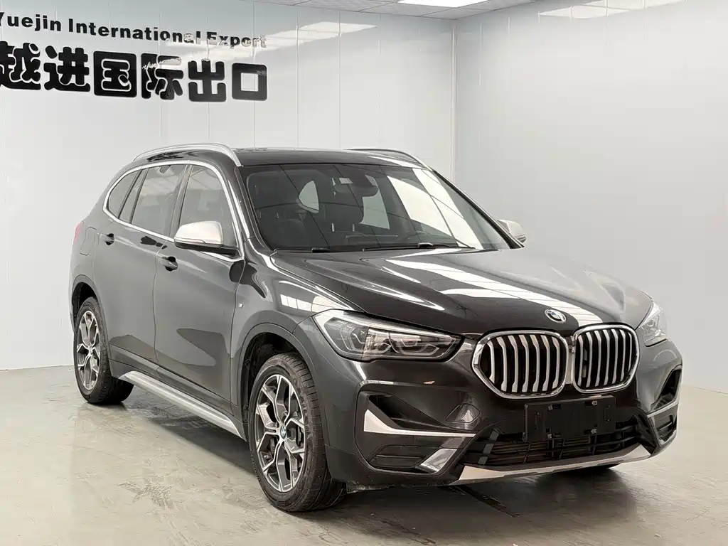 BMW X1 2022 — фото 3