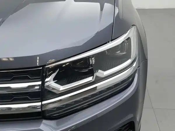 Volkswagen Tharu 2020