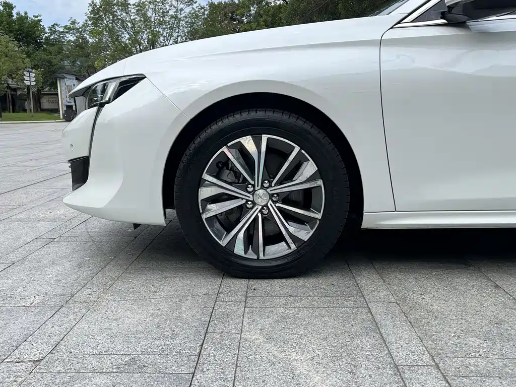 Peugeot 508 2022 — фото 10