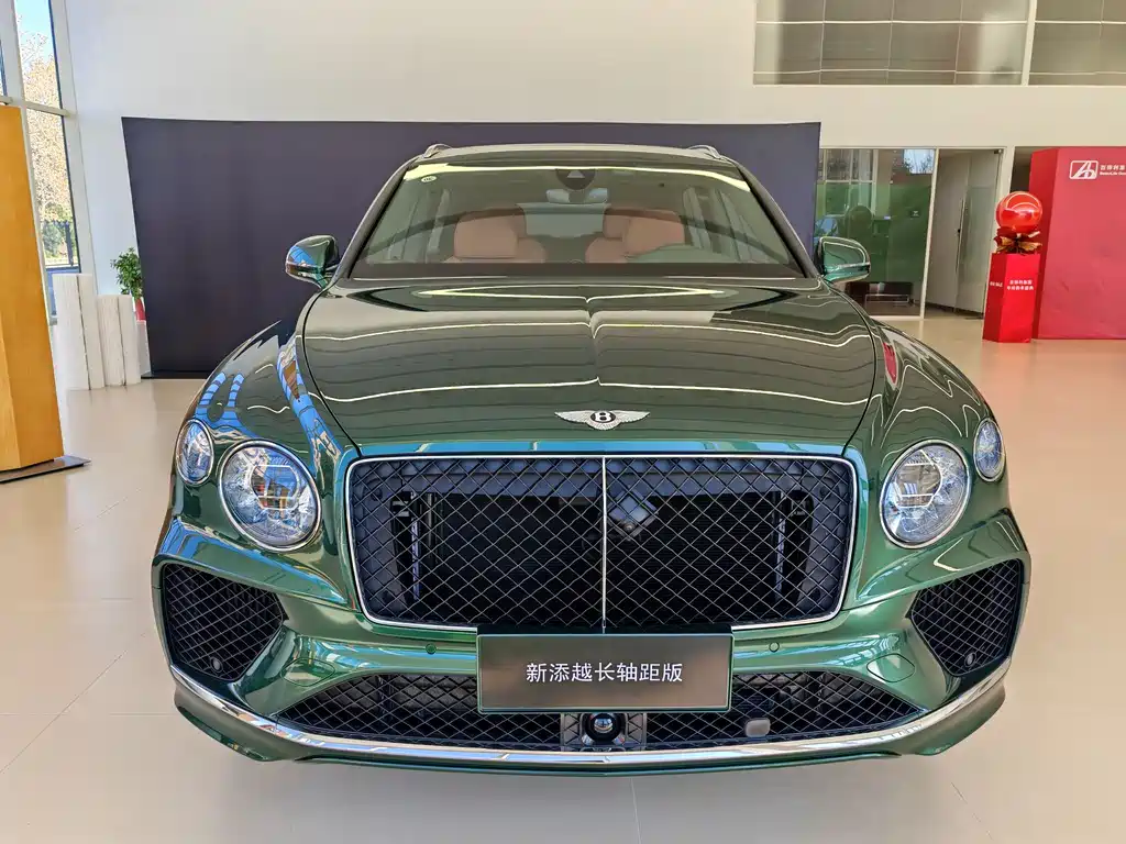 Bentley Bentayga — фото 3