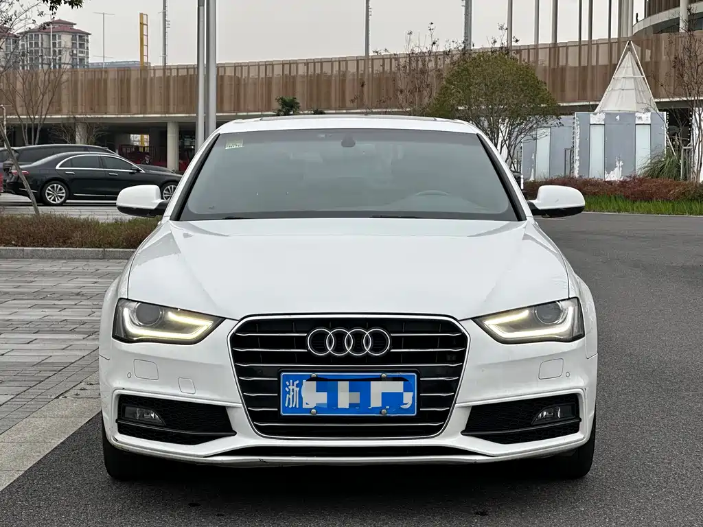 Audi A4L 2016 — фото 2
