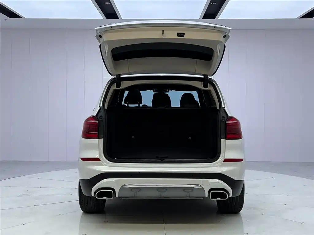 BMW X3 2020 — фото 9