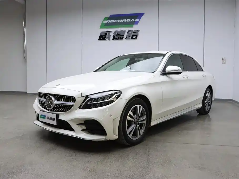 Mercedes-Benz C-Class 2020 — фото 1